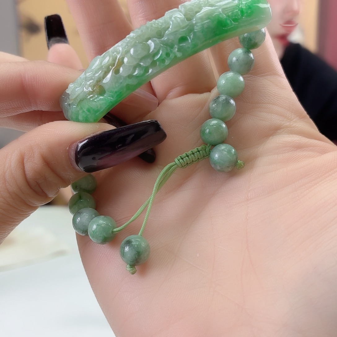 翡翠未镶嵌手链翡翠