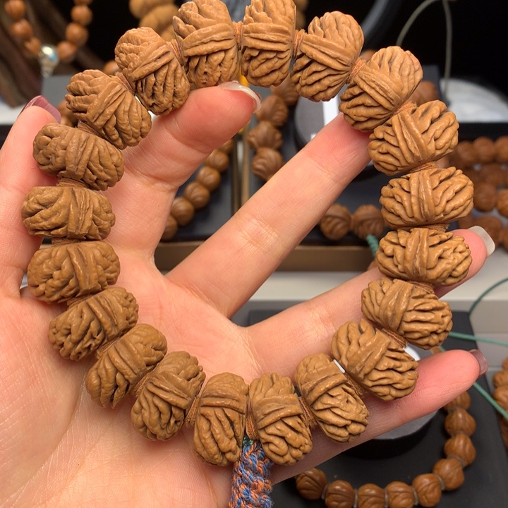 桃核吊坠矮桩刺龙纹22尺寸