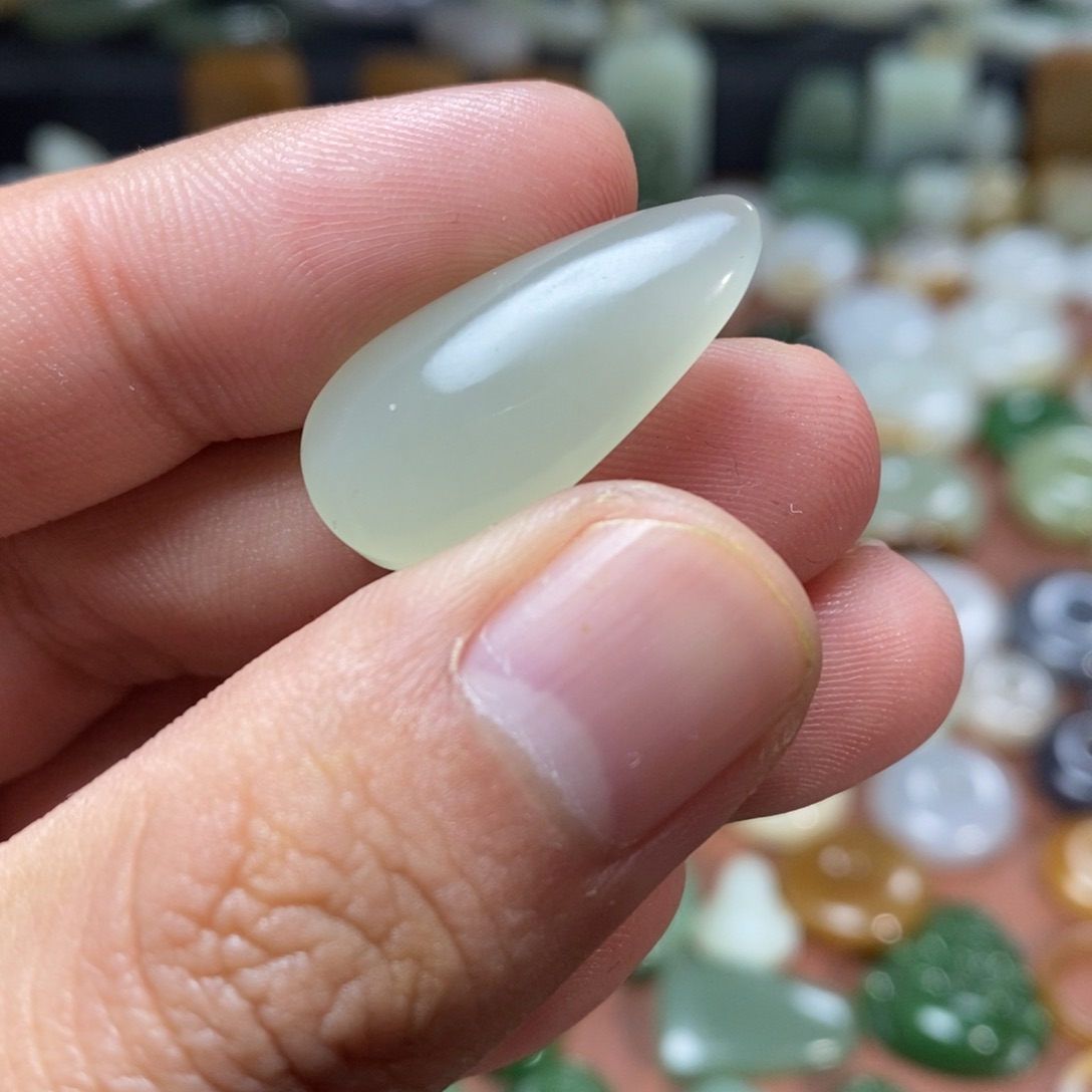 和田玉吊坠(不含链)未镶嵌