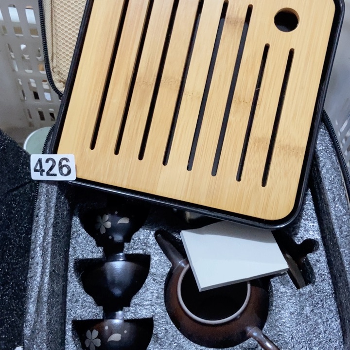 茶具微瑕，介意勿拍