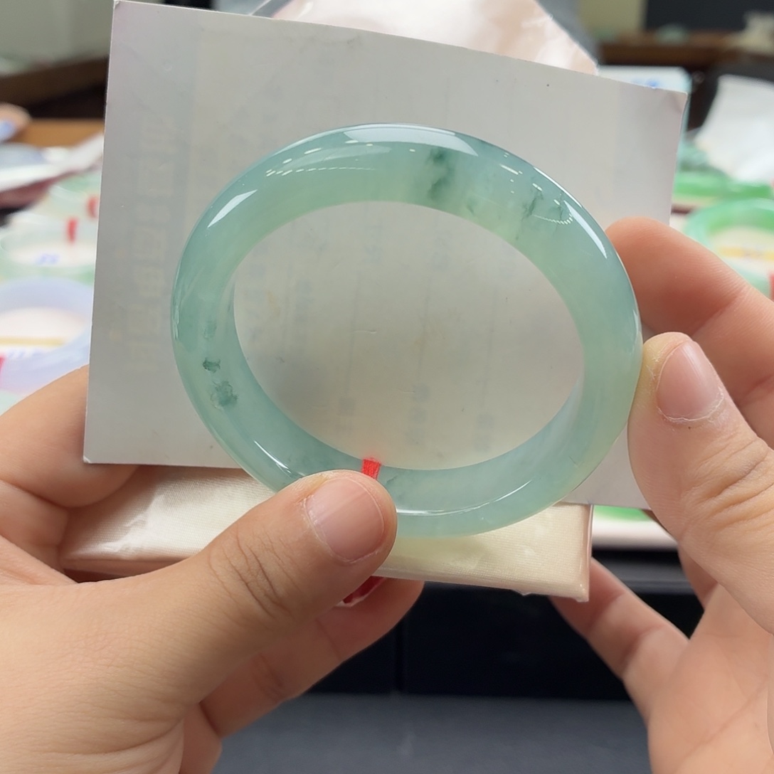 翡翠未镶嵌手镯11号