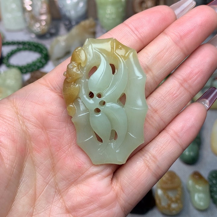 和田玉挂件未镶嵌