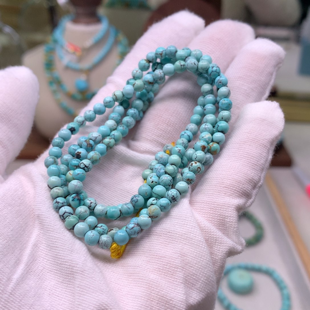 绿松石配饰未镶嵌