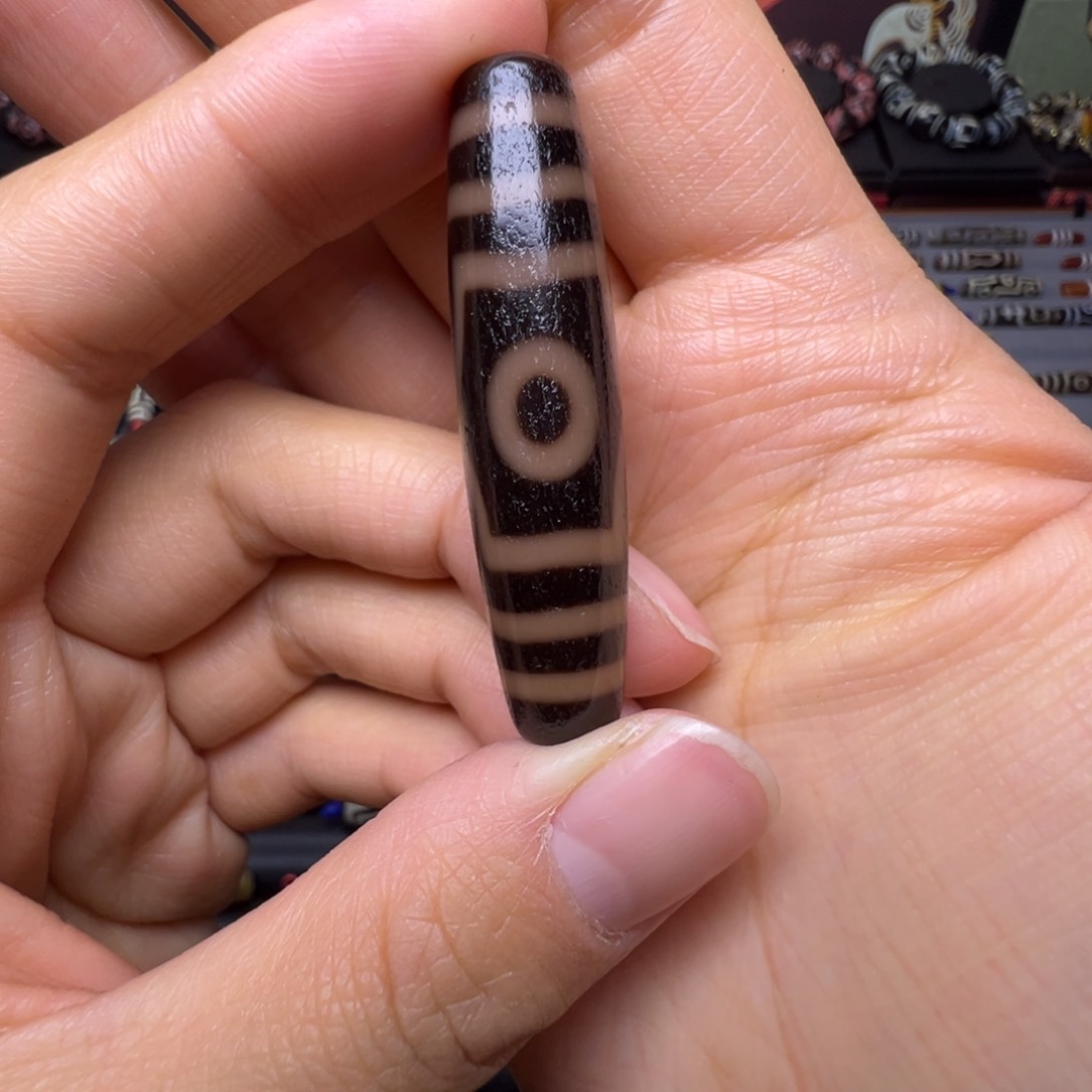 玛瑙/玉髓颈饰未镶嵌白*?