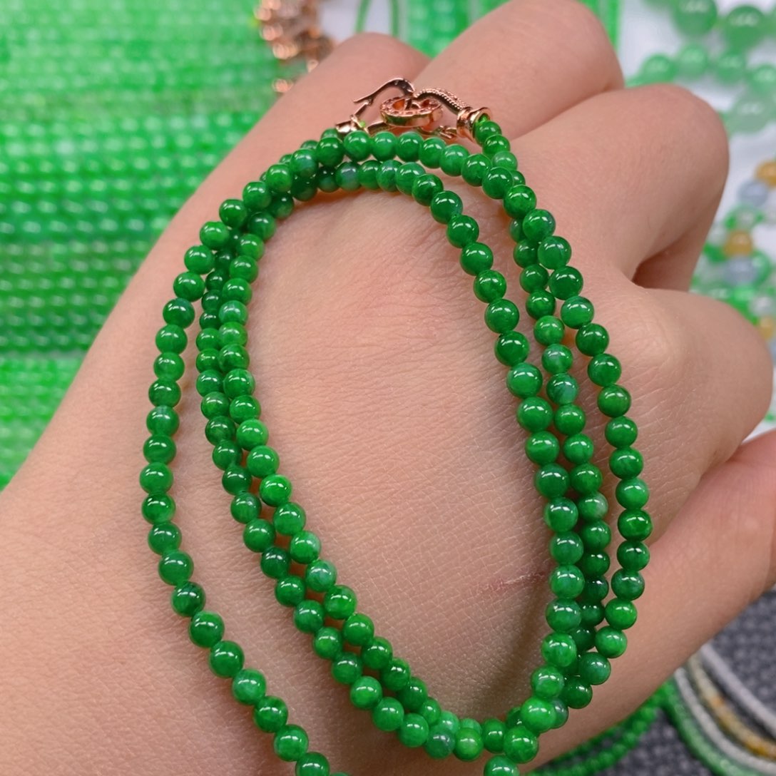 翡翠颈饰未镶嵌辣阳绿小米珠塔链3.3，3.9m' m