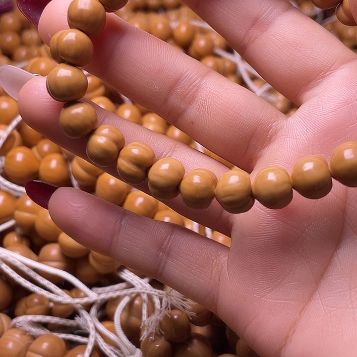 轩***雅手串猴头核桃10尺寸镜面柯基屁桃手持全品无暇