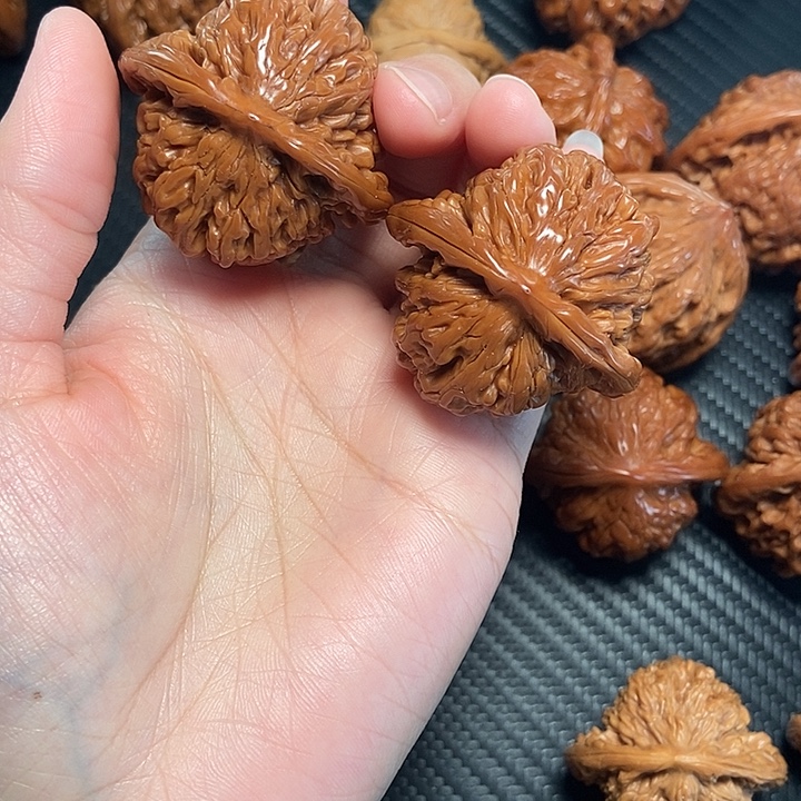 文玩核桃把件43四座楼。 福利