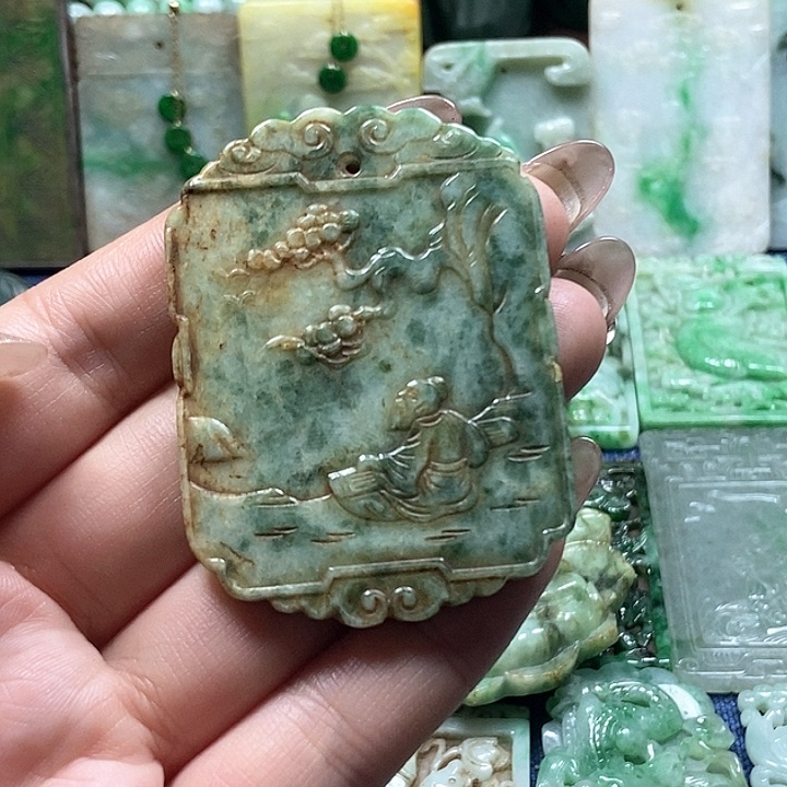 翡翠颈饰未镶嵌000000000