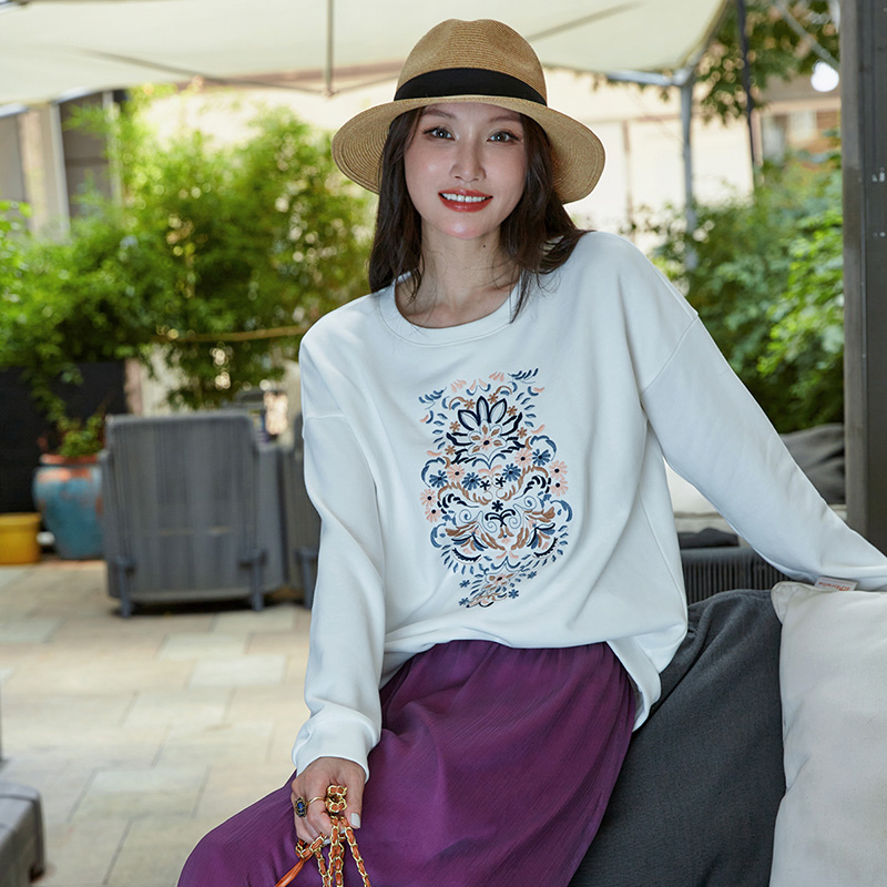 裂帛2024秋冬套头卫衣51EO0273