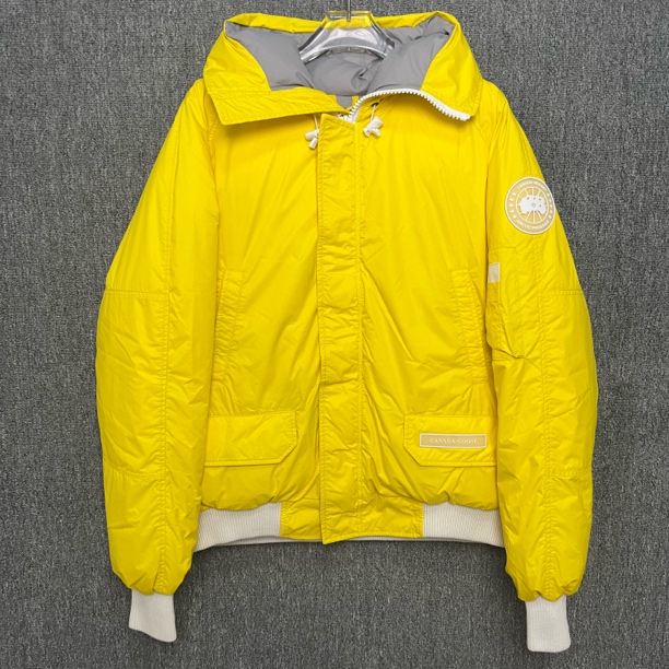 99新 CANADA GOOSE 飞行员夹克连帽羽绒服/L码/99新/12609
