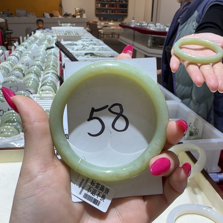 和田玉未镶嵌手镯811