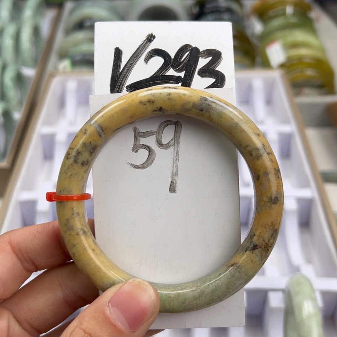 岫玉手镯未镶嵌天然岫玉