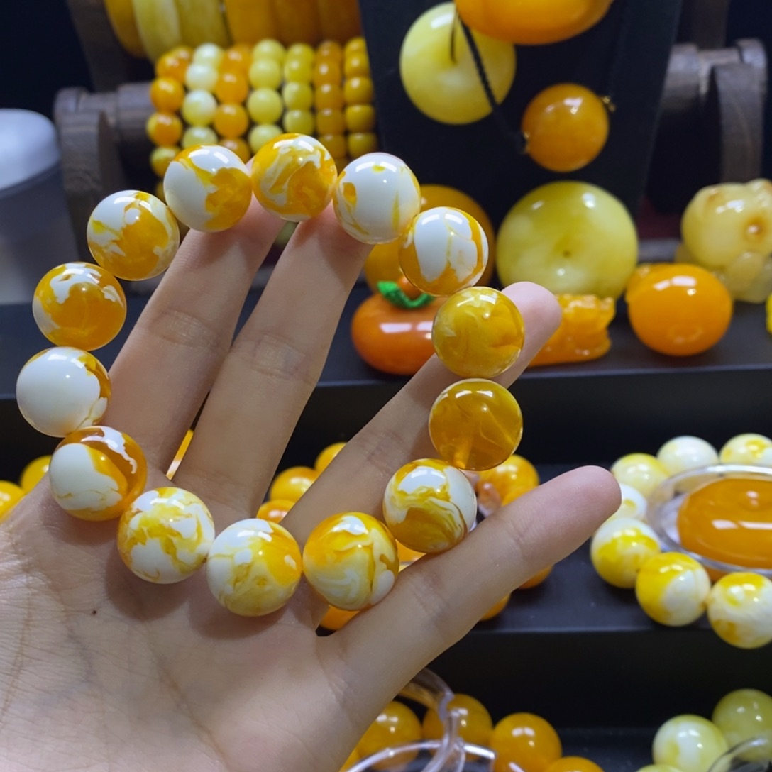 时***哥非金属卡16瓷白溶洞手串