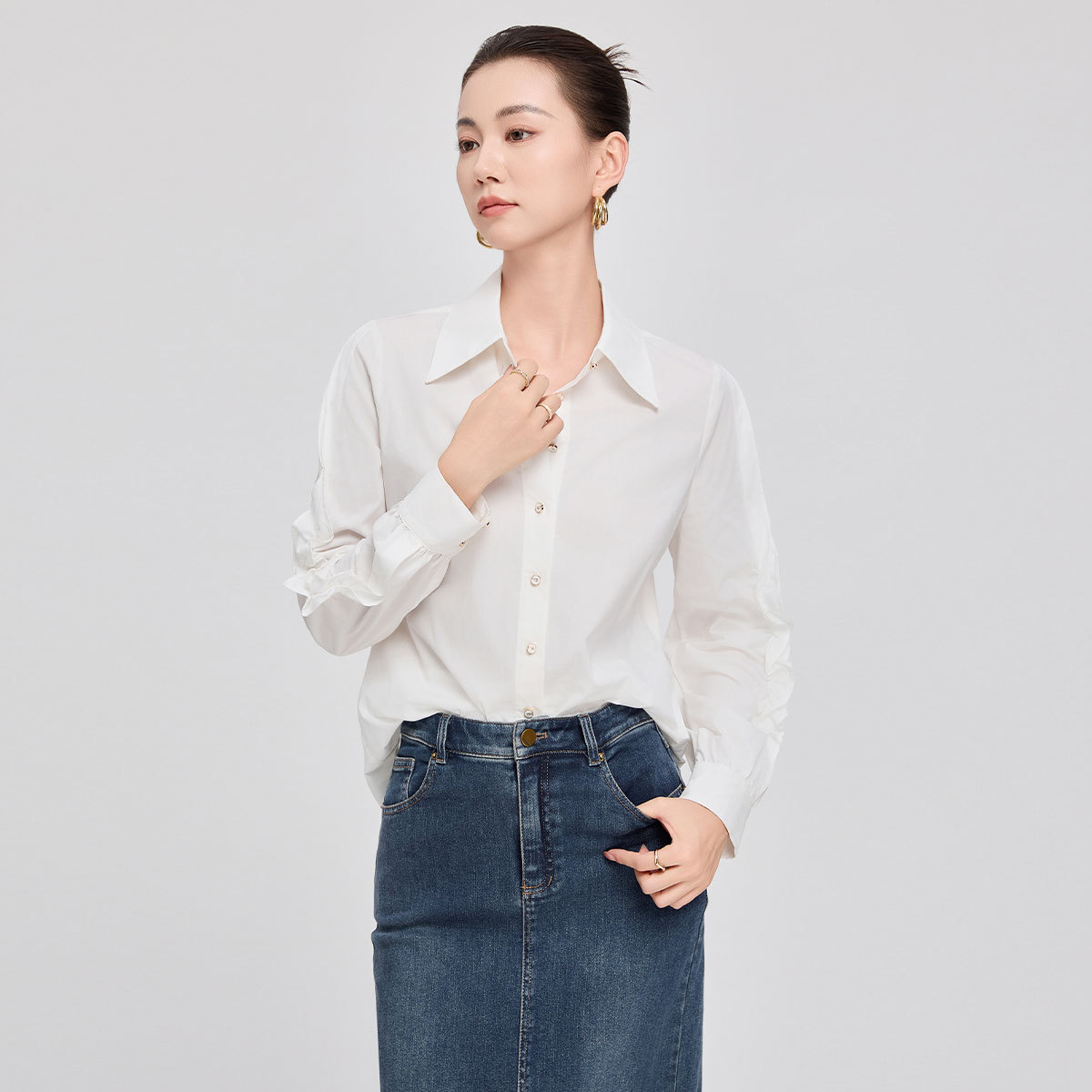 【小余专属】【衬衫】秋季时尚纯色简约通勤可外搭女式衬衣9C113211