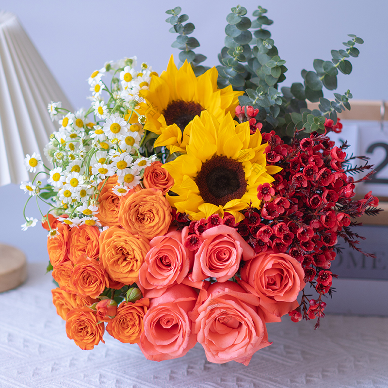 【云南鲜花】粉玫瑰+多头玫瑰+向日葵+腊梅+洋甘菊+配草 基地直发