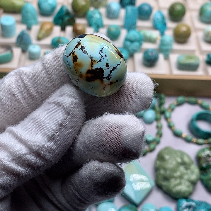 绿松石未镶嵌珠宝奇石直径22.2特色枣珠18.5克