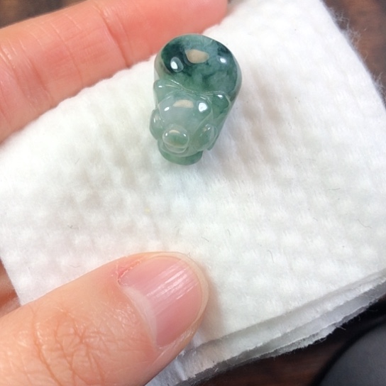 翡翠未镶嵌颈饰缅甸A货，每天下午1点半开播