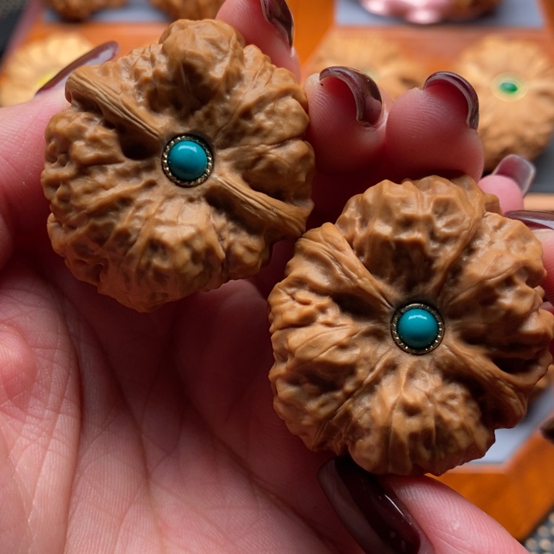 文玩核桃把件38➕哇哇