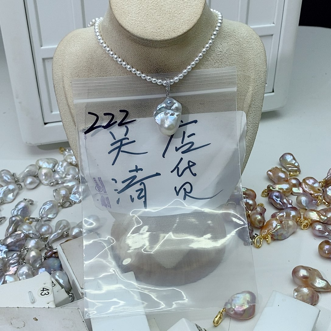 淡水珍珠颈饰合金
