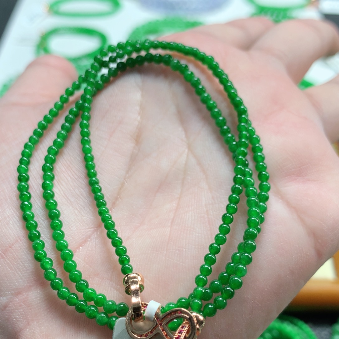 翡翠未镶嵌手链翡翠