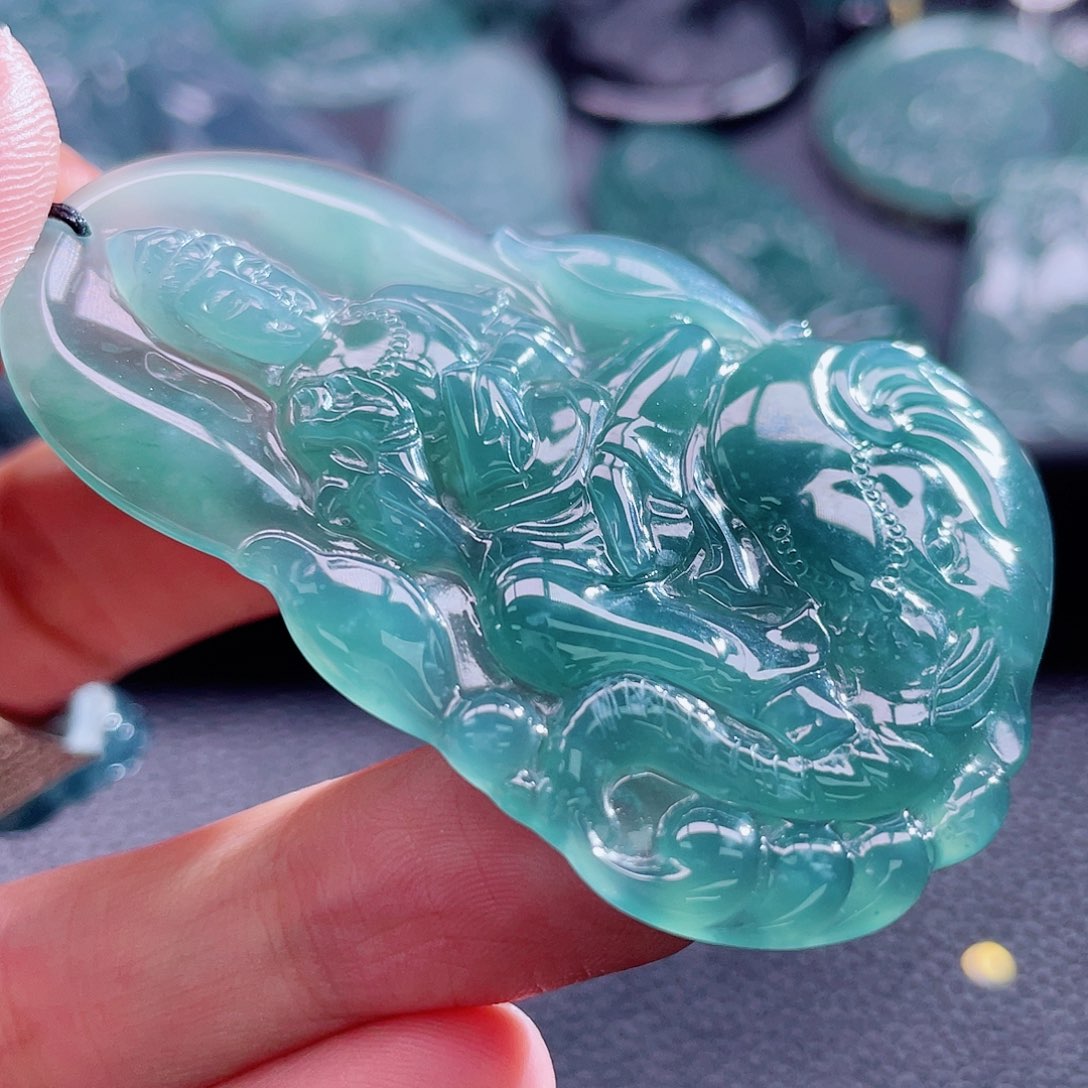 翡翠颈饰未镶嵌85858555