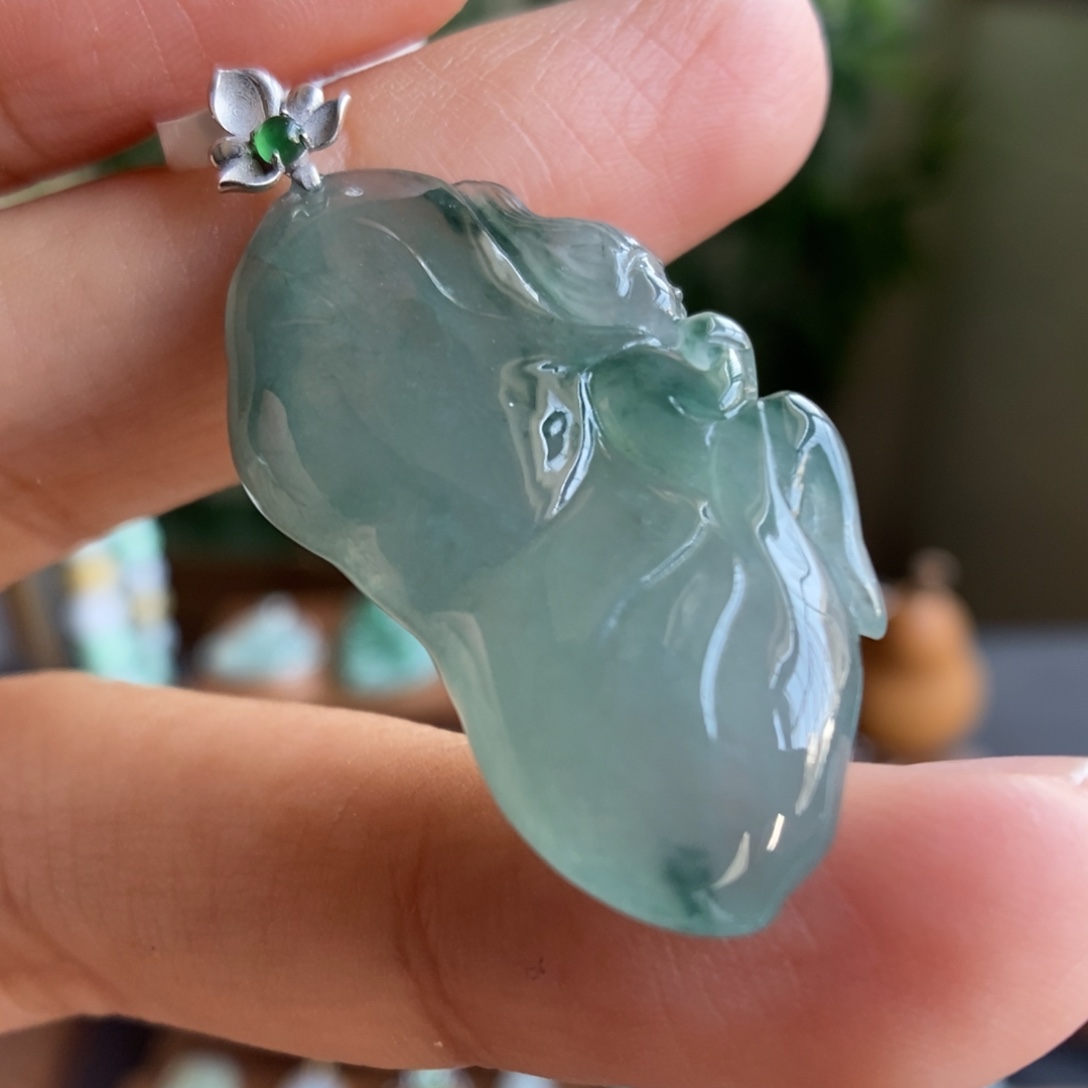 【闪购商品】颈饰18K金镶嵌翡翠54