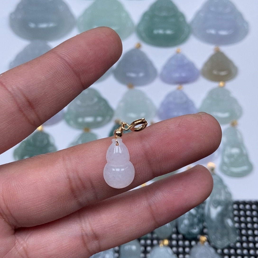 翡翠未镶嵌颈饰缅甸天然A货翡翠