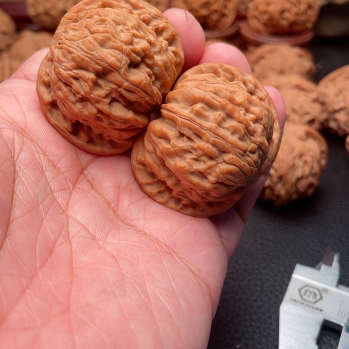 文玩核桃把件张*北43全品山地磨盘