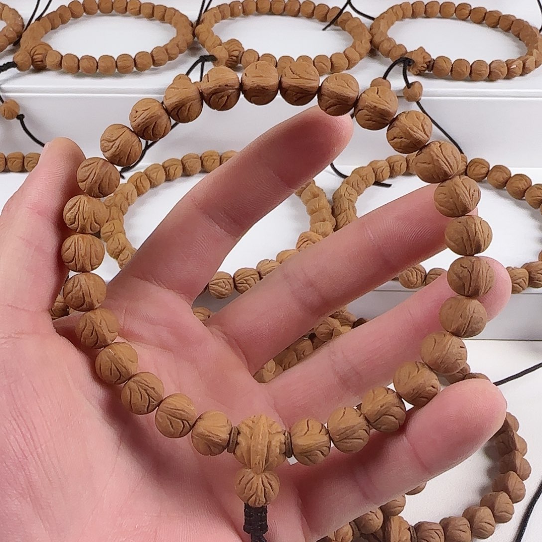 桃核吊坠龙纹玉龙脊手持