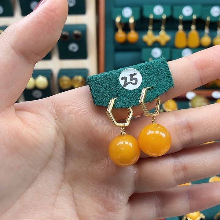琥珀银S925镶嵌耳饰