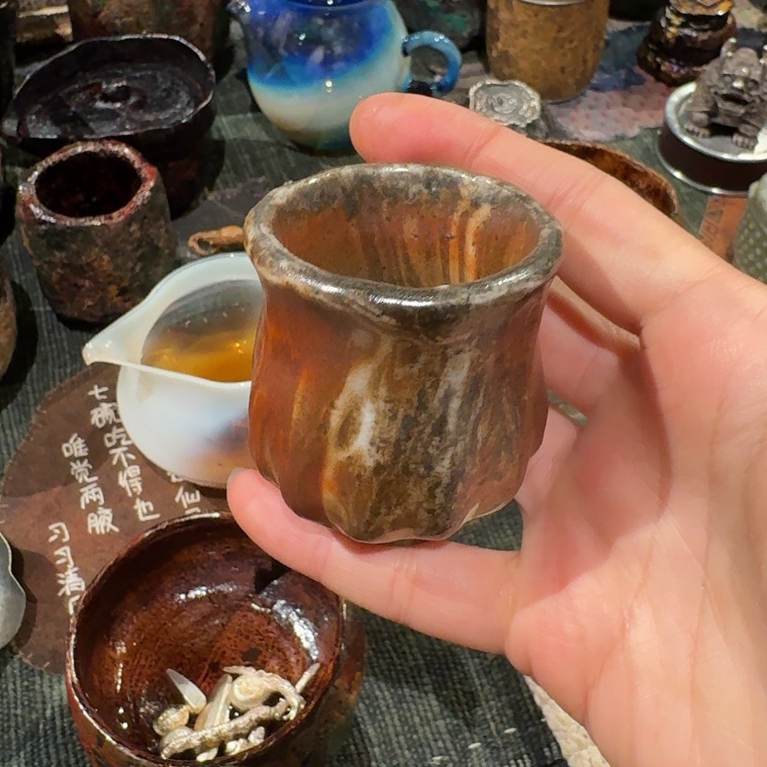 薇***城柴烧郁金香杯齐洪陶。