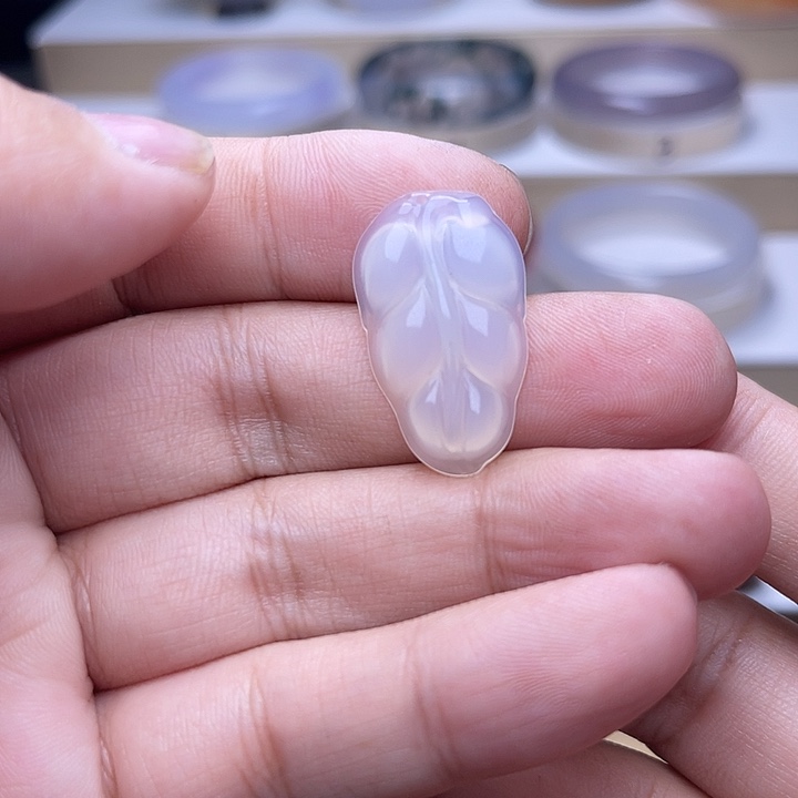 玛瑙/玉髓挂件未镶嵌