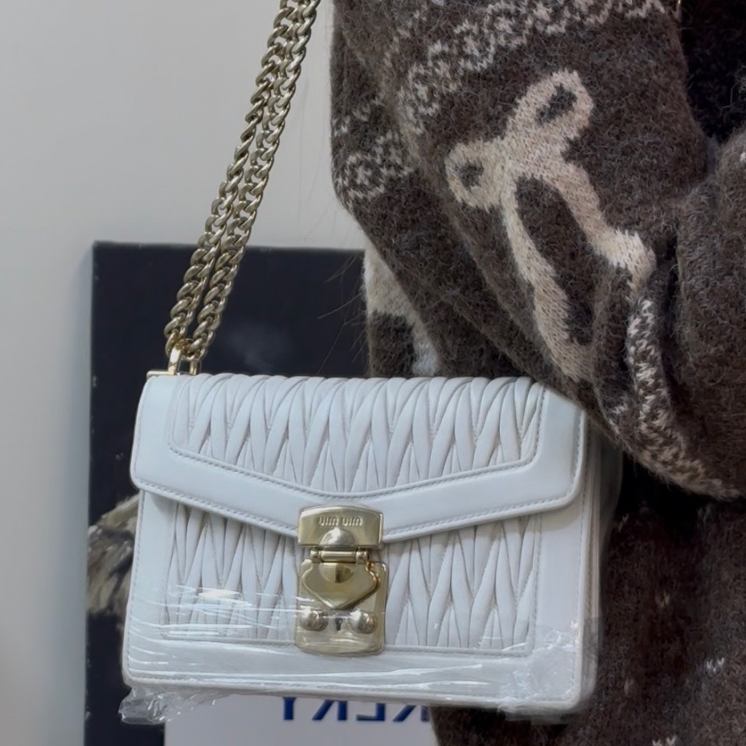95新 MIU MIU/缪缪 白金链条单肩斜挎包