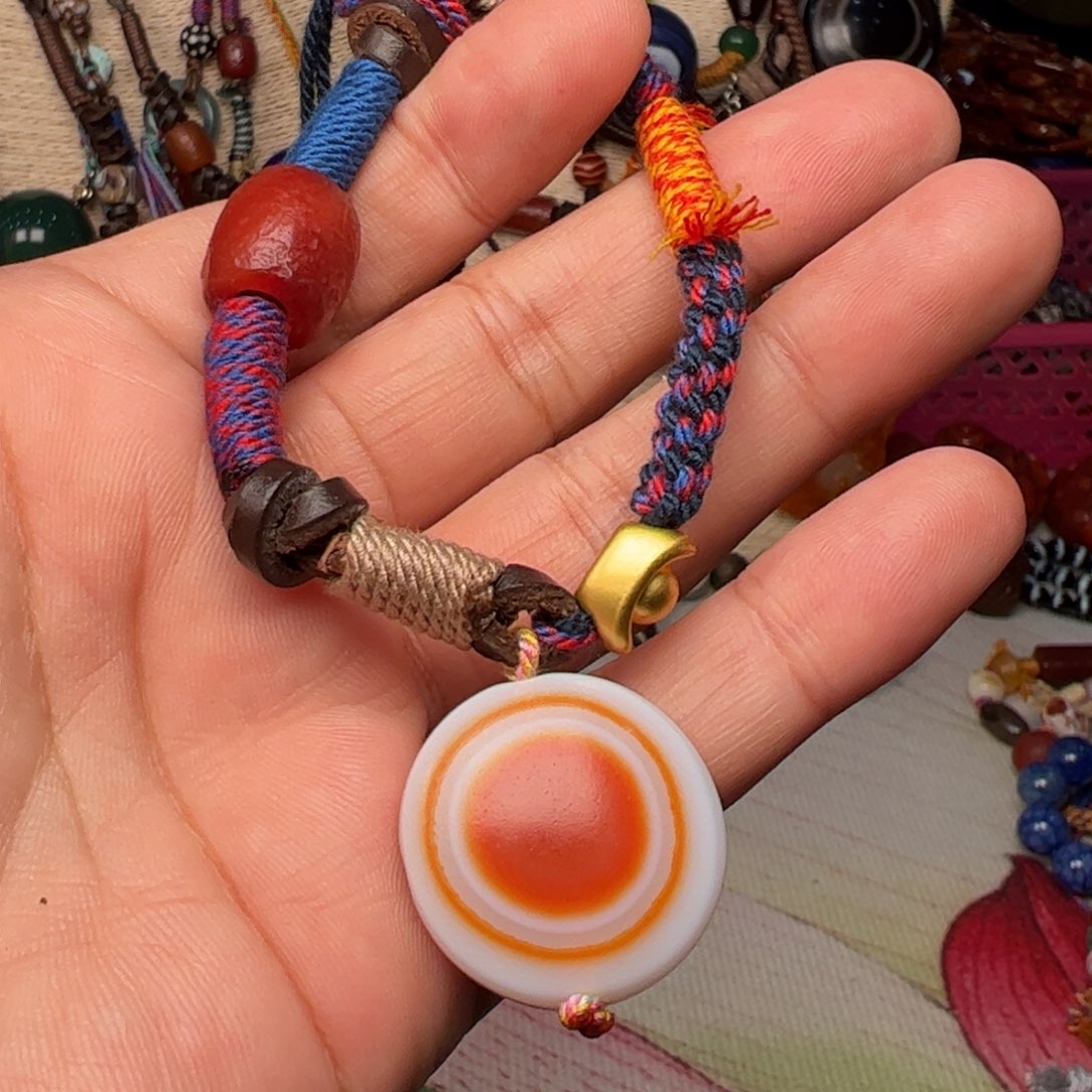 玛瑙/玉髓颈饰未镶嵌