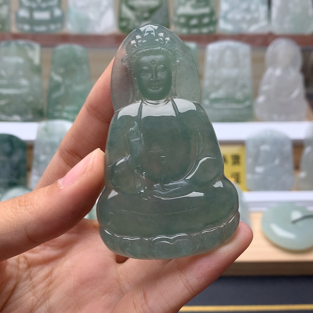 5***$翡翠未镶嵌颈饰素衣