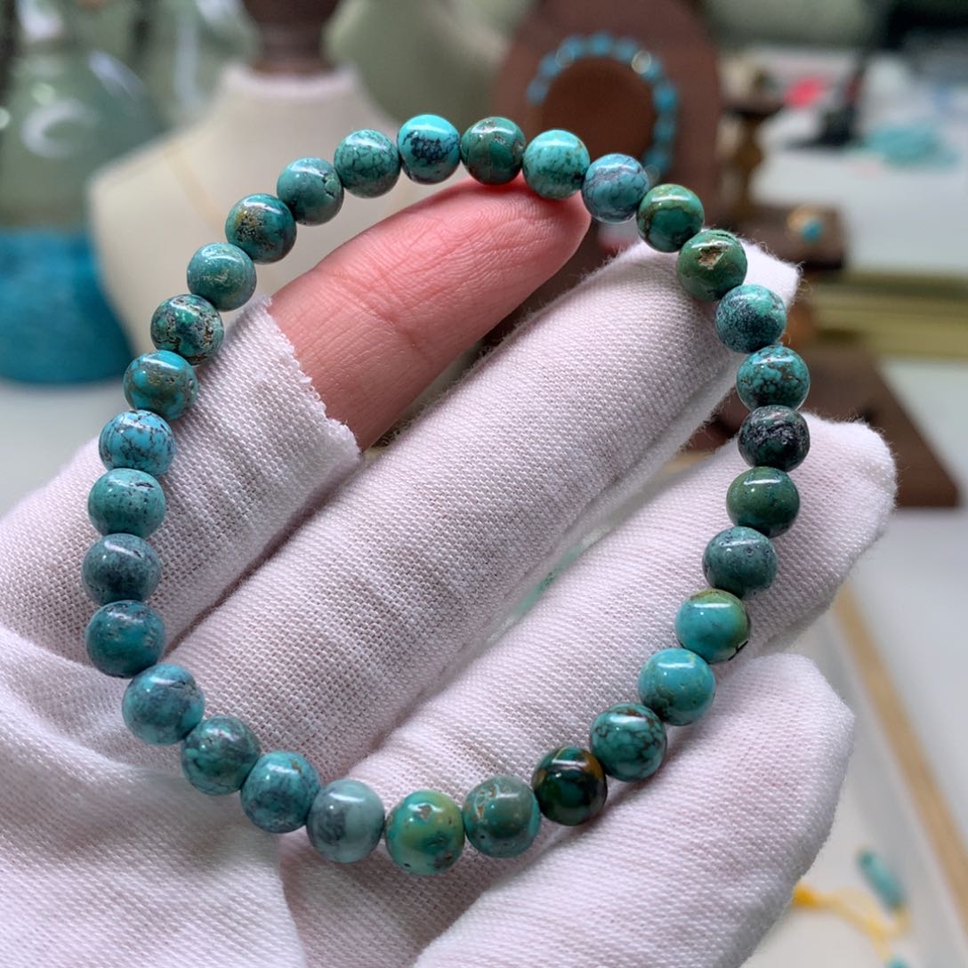 绿松石配饰未镶嵌