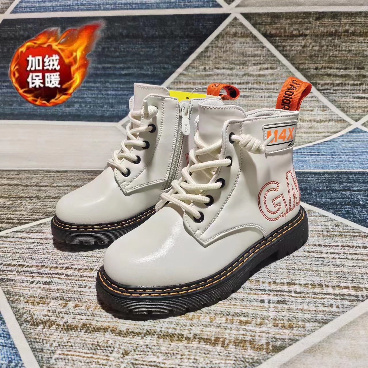 冬季加绒马丁靴时尚短靴保暖休闲英伦风童鞋中性男童棉靴女童靴子