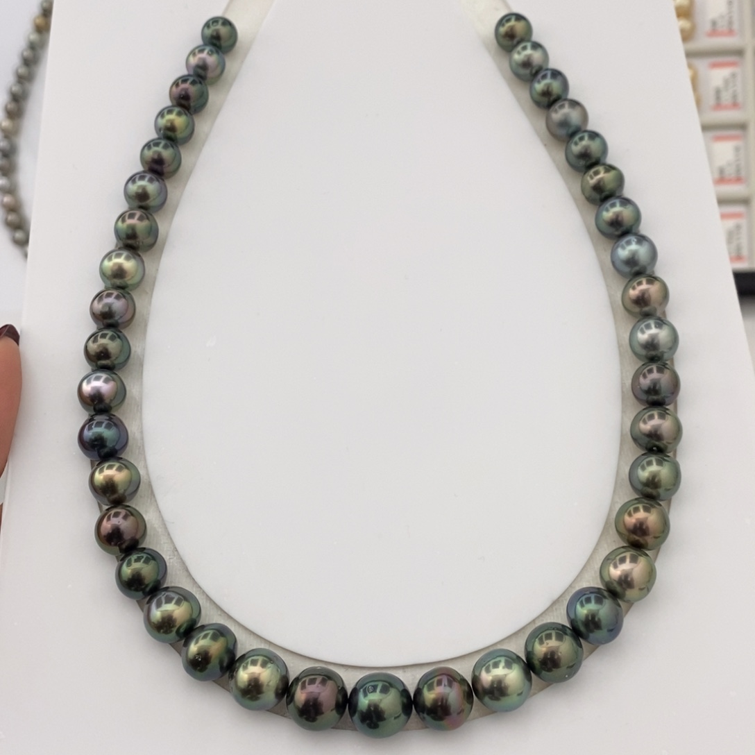 未镶嵌海水珍珠颈饰辣色孔雀绿项链9-11mm40颗买断价无鉴赏