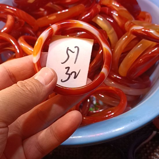 玛瑙/玉髓未镶嵌手镯