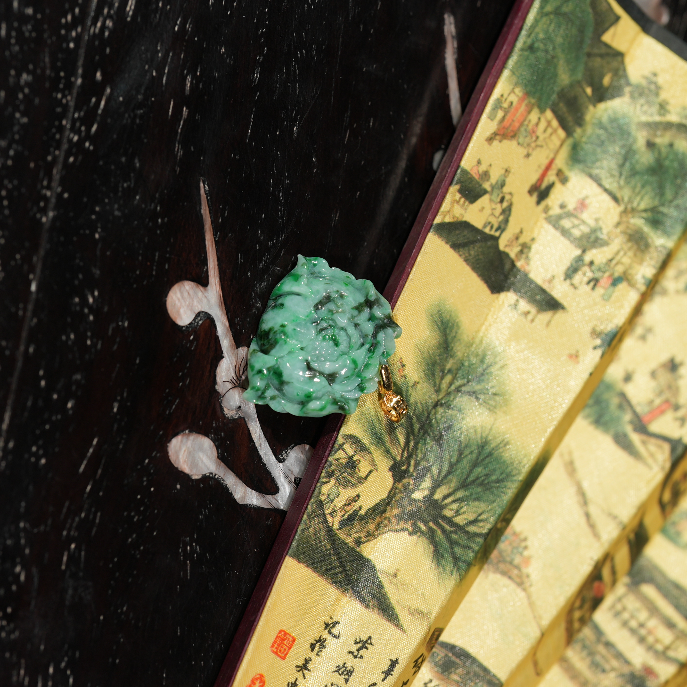 1.9香港王老板-翡翠吊坠3y874