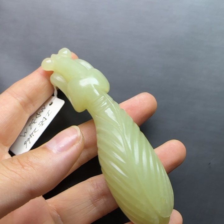 龙***和田玉未镶嵌把件