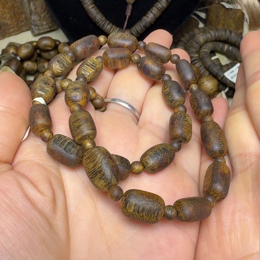 沉香手串双圈汝湖卡8-10克多样性发货一条