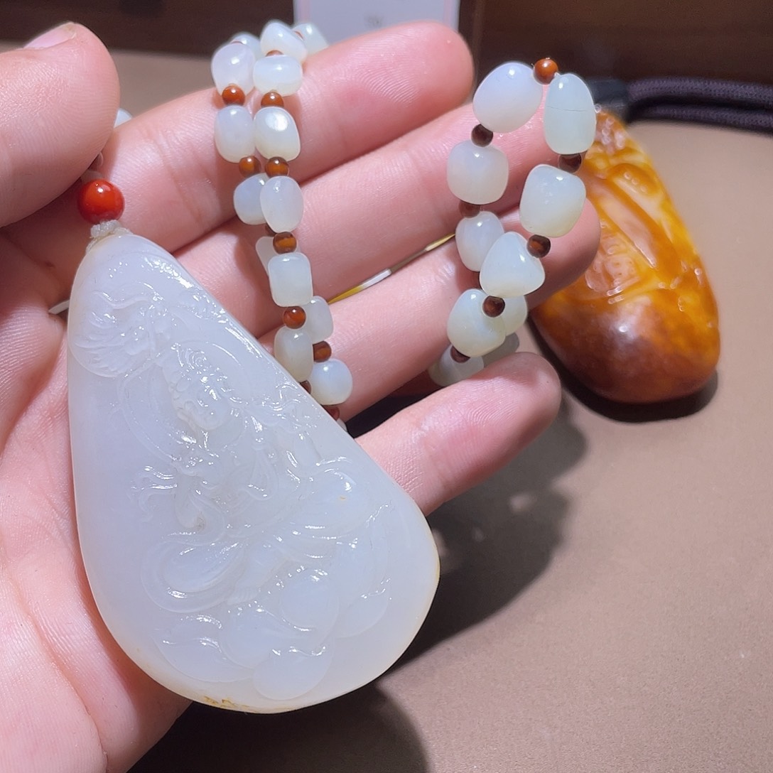 和田玉颈饰未镶嵌Z6