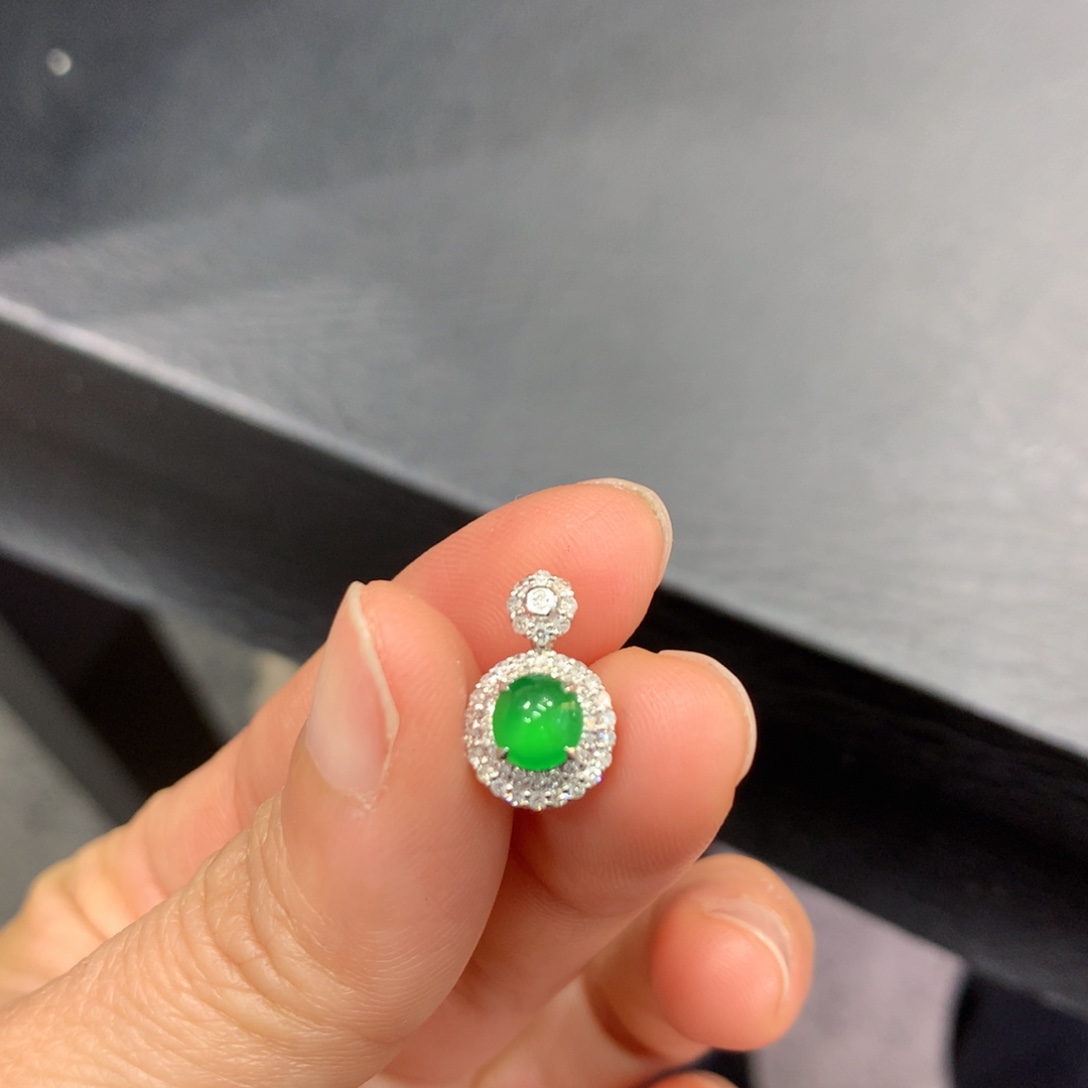 翡翠18K金镶嵌吊坠(不含链)