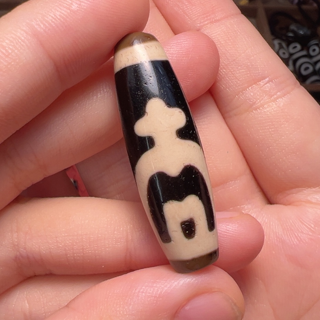 玛瑙/玉髓颈饰未镶嵌智*