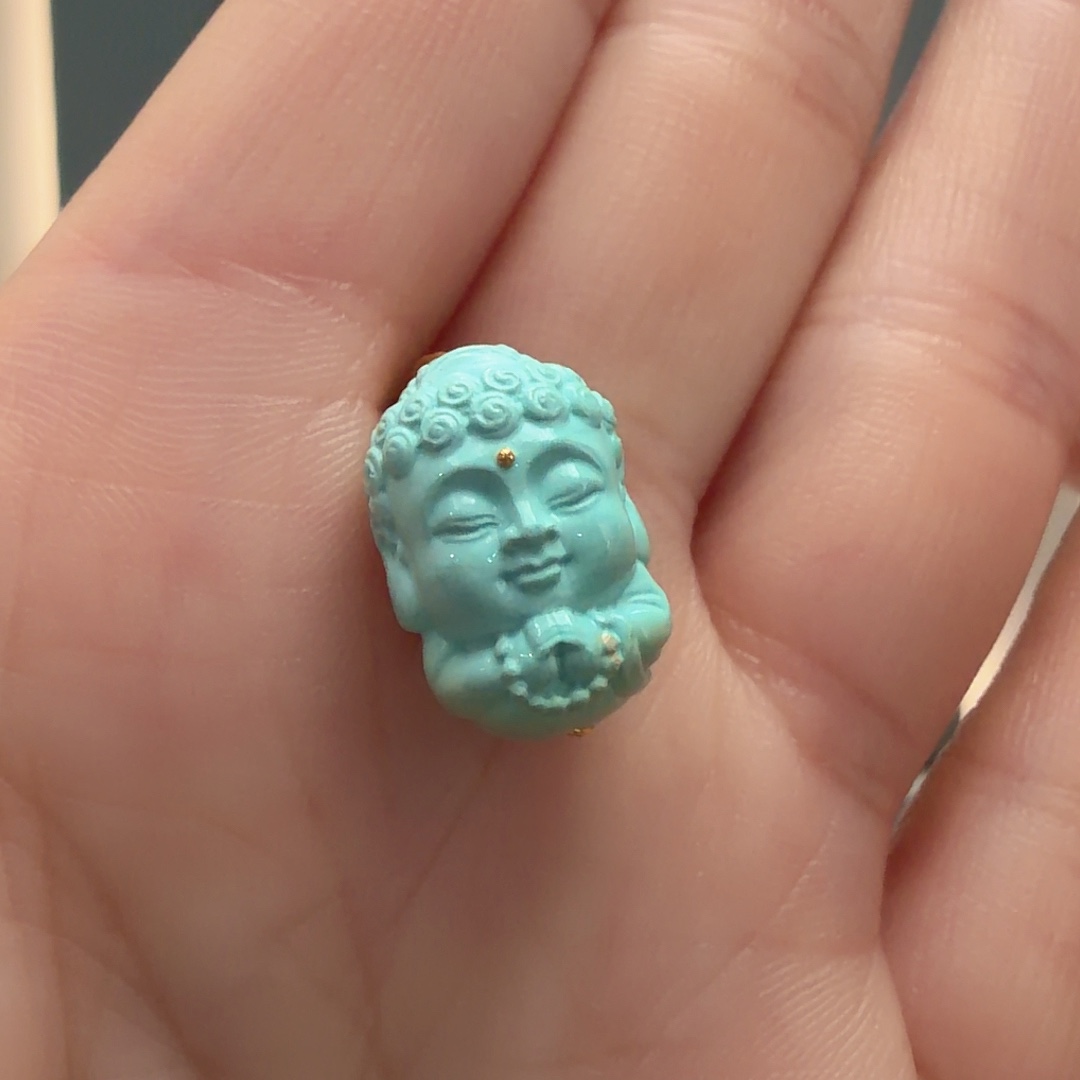 绿松石未镶嵌颈饰