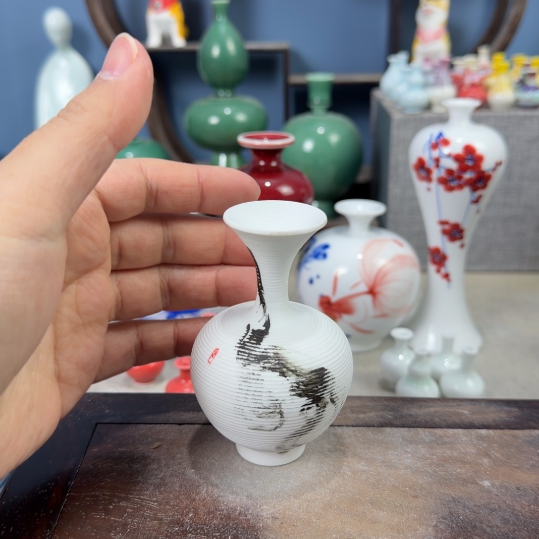 陶瓷手工小花器摆件