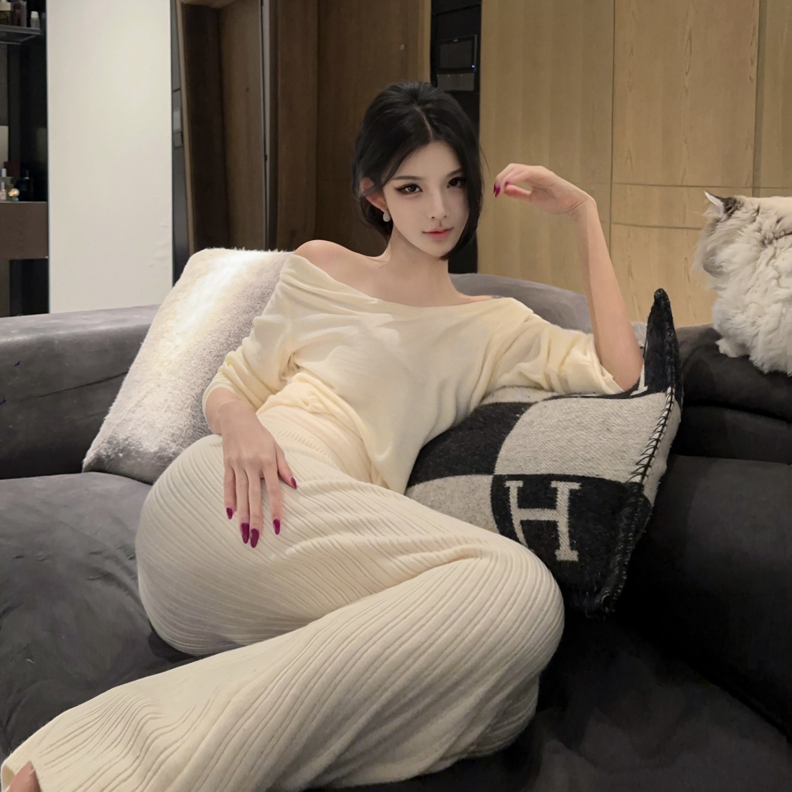 夏媛原创 媚骨天成 小细腿针织包臀半身裙