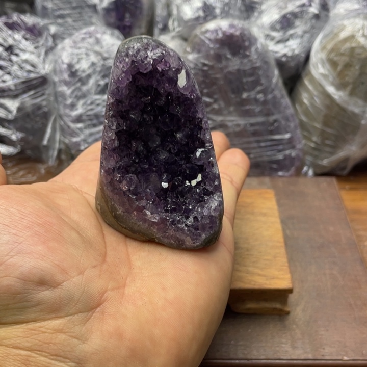 未镶嵌大型摆件（非配饰）水晶