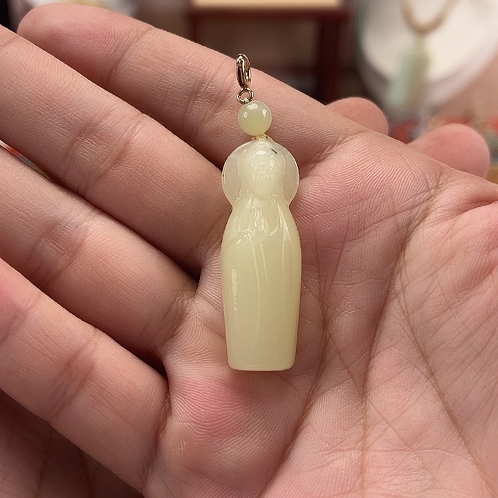 颈饰未镶嵌和田玉素衣观音